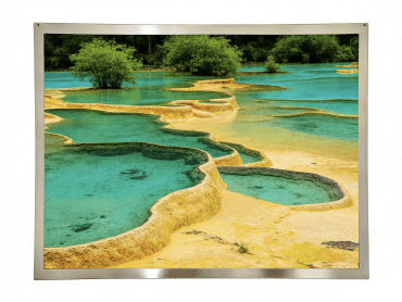 15.6-inch High-brightness TFT LCD Displays